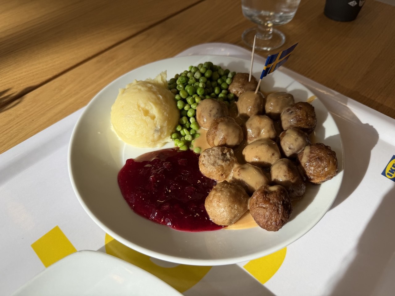 Swedish meatballs with mashed potatoes